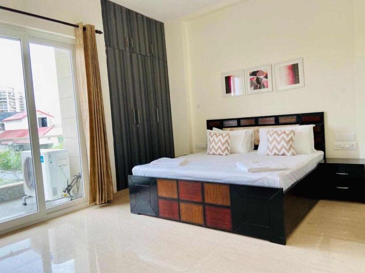 Olive Service Apartments - Dlf Cyber City Гургаон Экстерьер фото